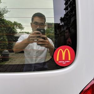 Meet your Posher, Kevin